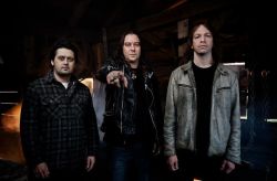 www.facebook.com/highonfire