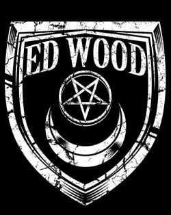 Copyright by www.facebook.com/pages/ed-wood/152184201488274 www.facebook.com/pages/ed-wood/152184201488274