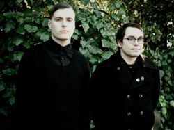 Copyright by www.facebook.com/deafheaven www.facebook.com/deafheaven
